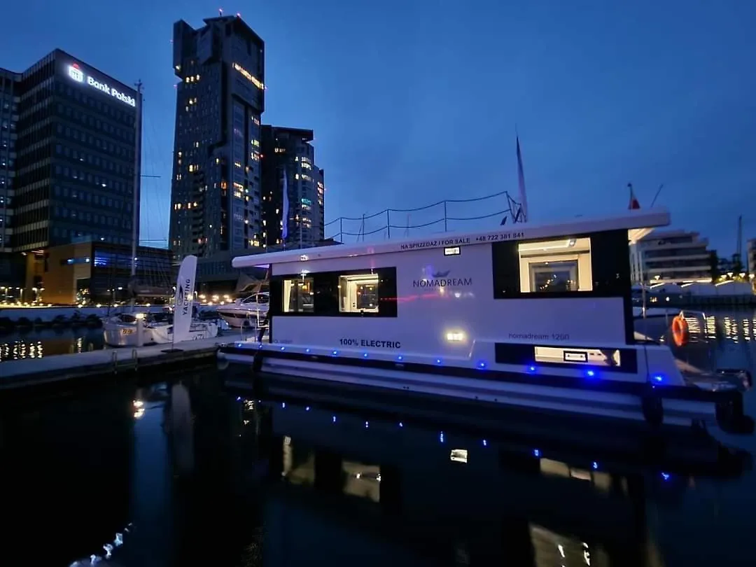 Botel Houseboat Nomadream Hotel Gdansk Poland